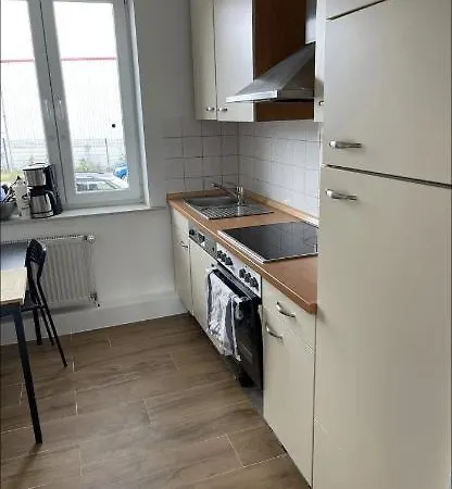 Helle 2 Mit Terrasse Zum Parkahnlichen Garten *